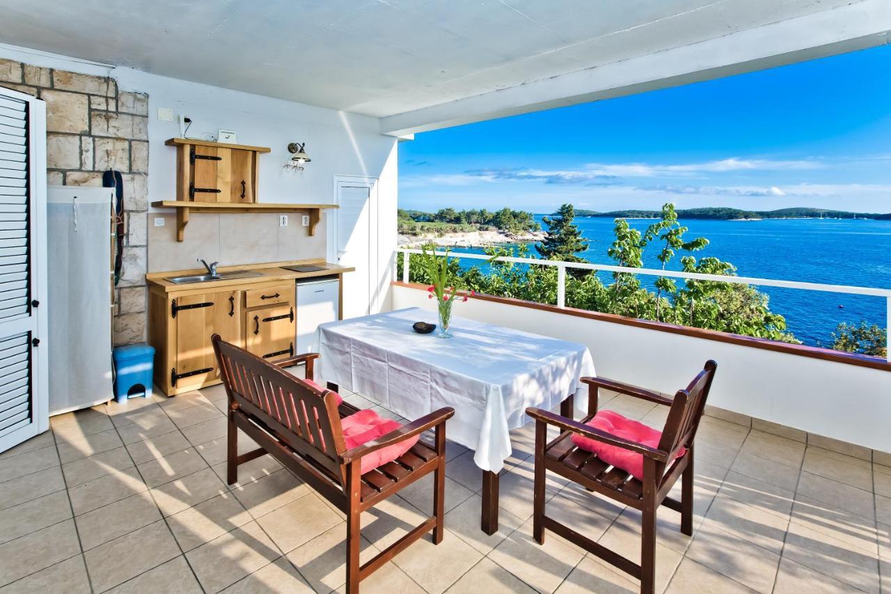 Apartments Villa Marcelina Hvar Town Exterior foto