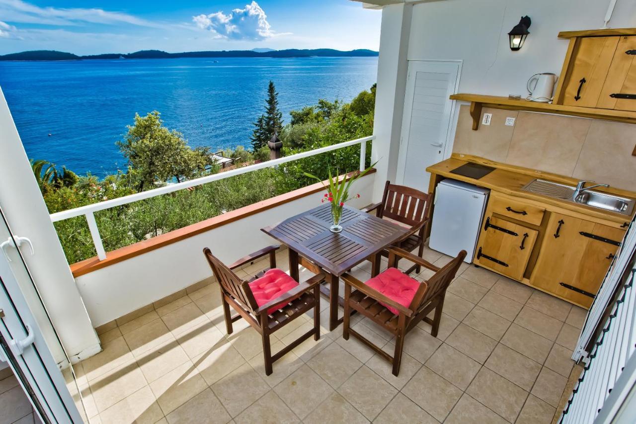 Apartments Villa Marcelina Hvar Town Exterior foto